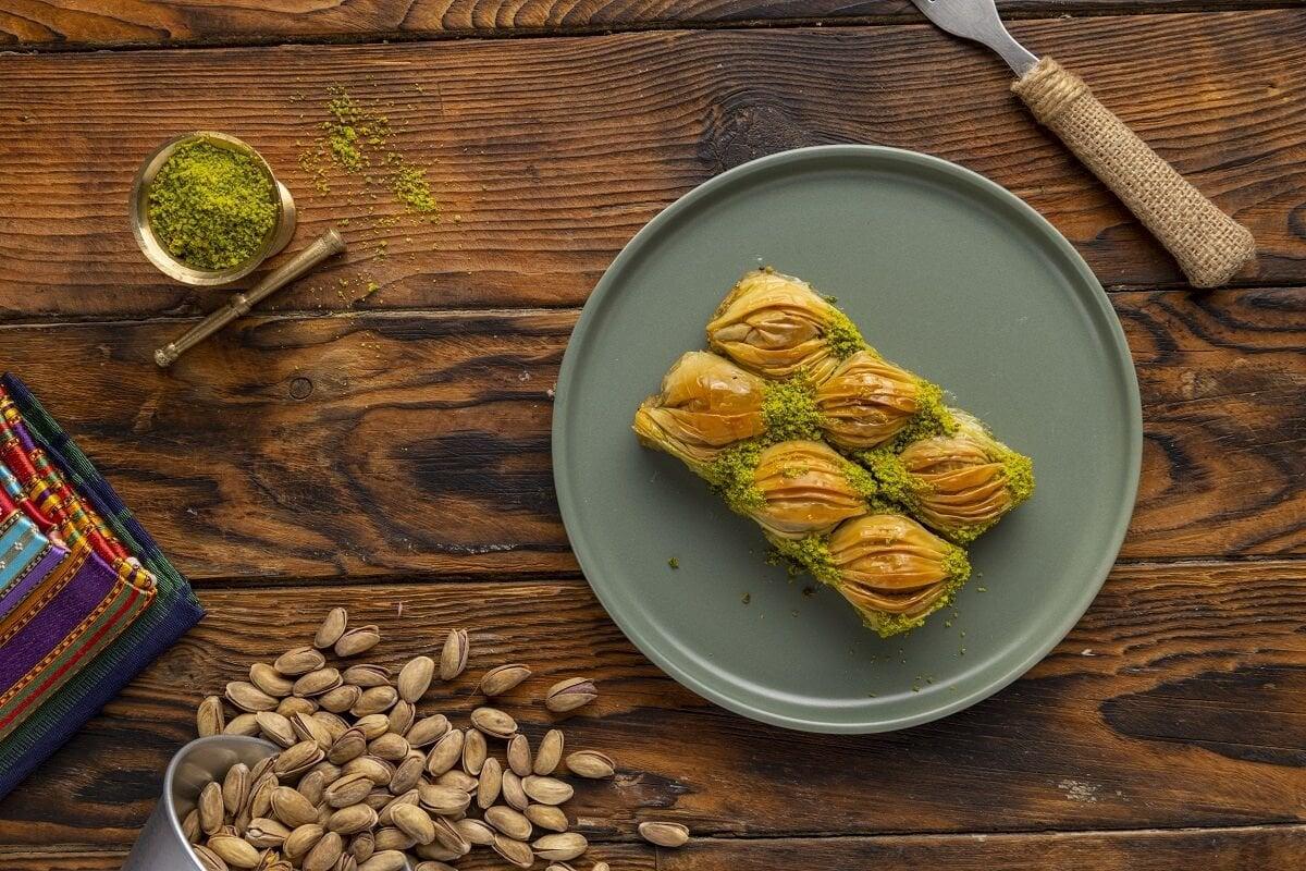 Midye Baklava